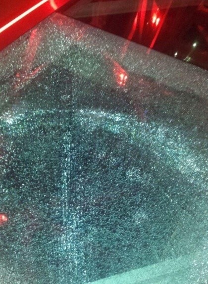 Скляний перехід Тауерського мосту було розбито пляшкою з-під пива