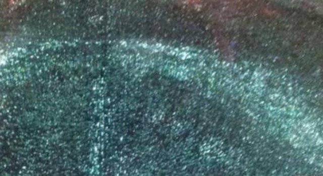 Скляний перехід Тауерського мосту було розбито пляшкою з-під пива
