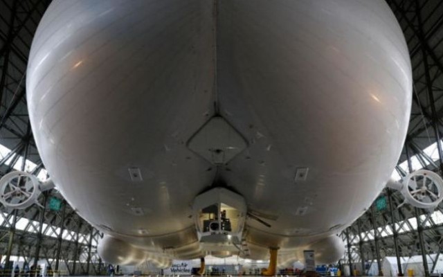 Airlander 10 - найбільший аеростат