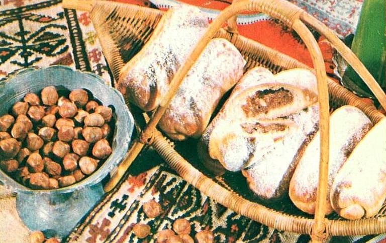 Солодкі страви азербайджанської кухні