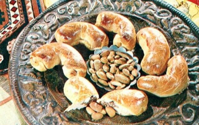 Солодкі страви азербайджанської кухні