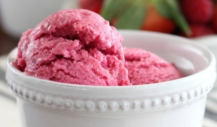 Морозиво полуничне (Шотландія)