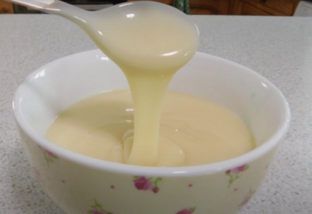 Згущене молоко в домашніх умовах (5 рецептів)